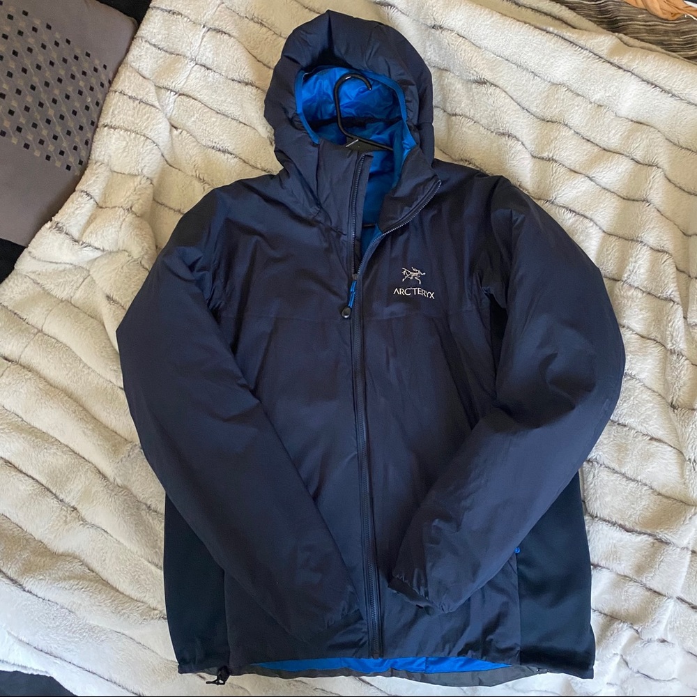 ARC’TERYX insulated mid layer jacket